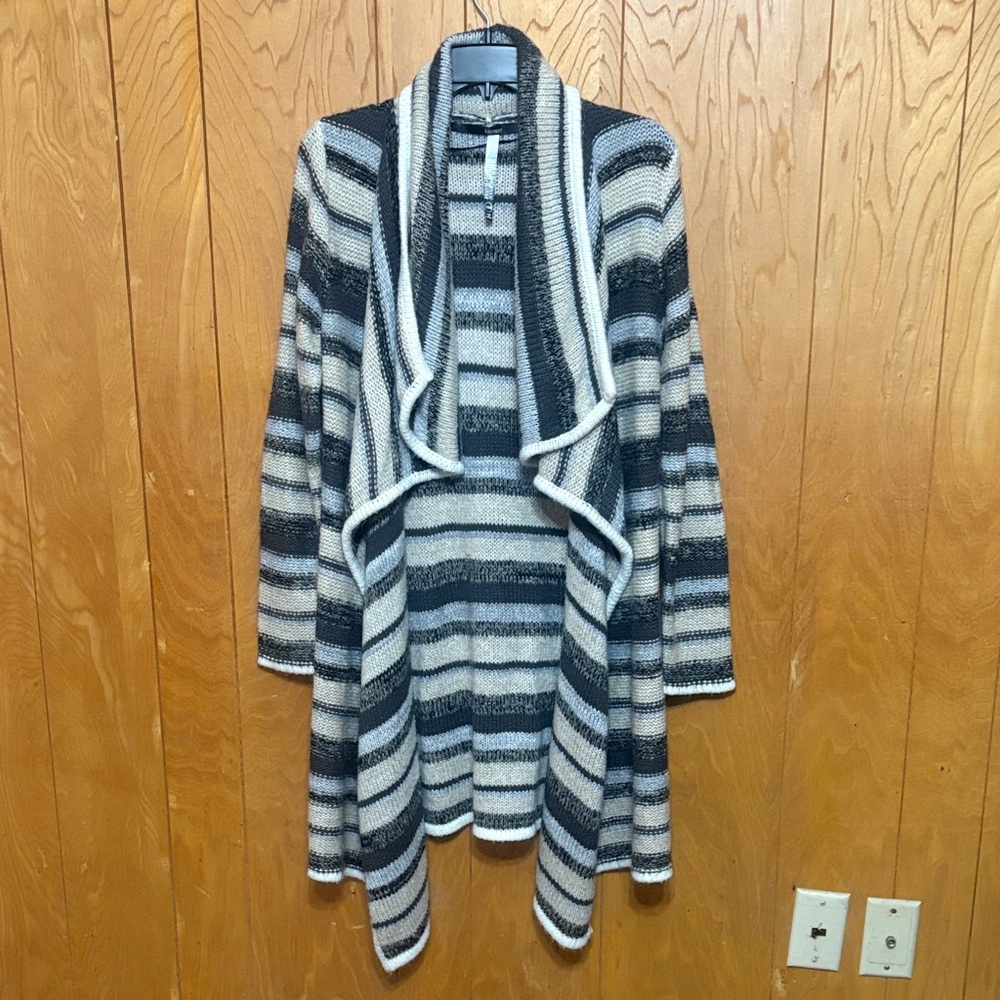 Kensie Black and Cream Striped Cardigan